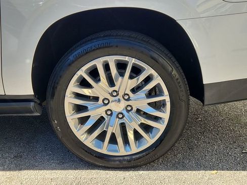 Certified 2024 Chevrolet Suburban High Country image 33