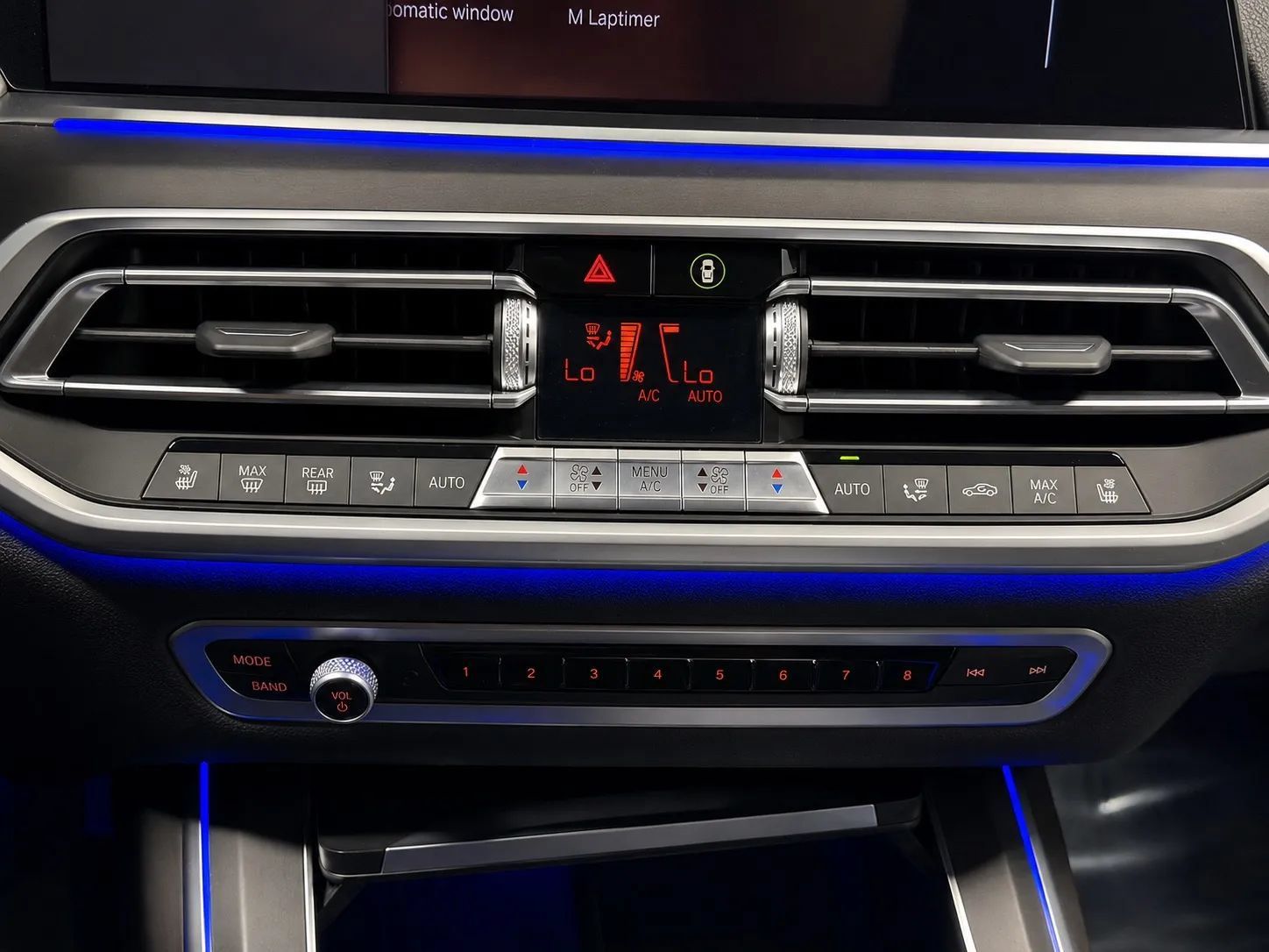 Used 2022 BMW X7 M50i AWD/4WD image 46