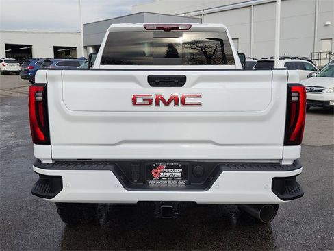 New 2026 GMC Sierra 2500 Denali w/ Denali Reserve Package image 4