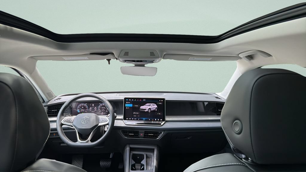 New 2026 Volkswagen Tiguan SE AWD/4WD image 28