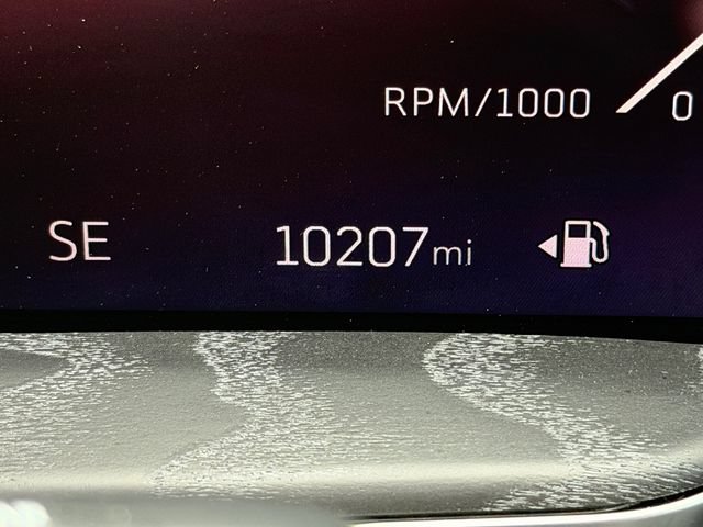 Certified 2025 Cadillac Escalade ESV Premium Luxury w/ Touring Package AWD/4WD image 35