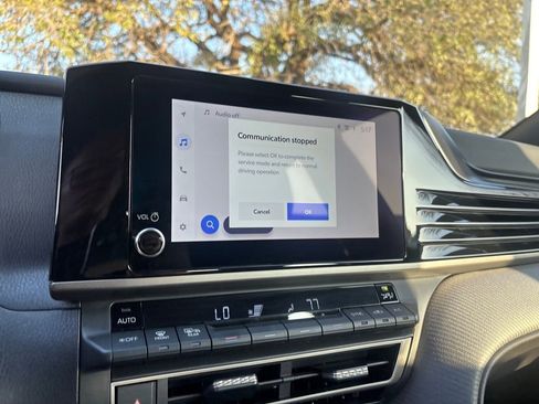 Certified 2025 Toyota Camry SE w/ Convenience Package image 20