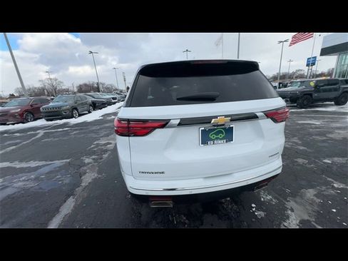 Certified 2022 Chevrolet Traverse Premier w/ LPO, Floor Liner Package image 7