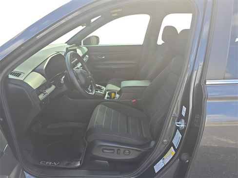 Used 2023 Honda CR-V Sport image 9