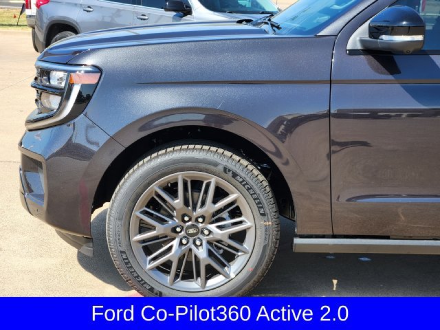 New 2027 Ford Expedition Platinum w/ Stealth Appearance Package RWD image 9