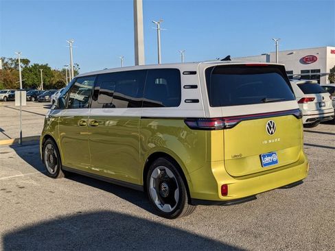 New 2025 Volkswagen ID. Buzz Pro S Plus image 5