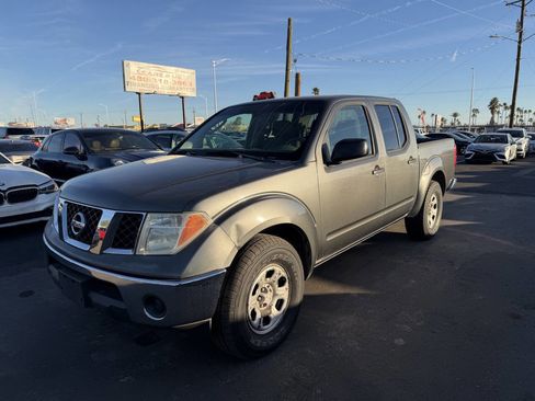Used 2007 Nissan Frontier SE image 3
