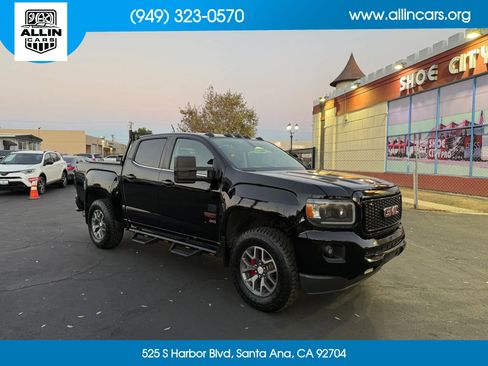 Used 2015 GMC Canyon SLE w/ All-Terrain Package AWD/4WD image 3