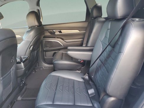 Certified 2022 Kia Telluride SX w/ SX Prestige Package image 7