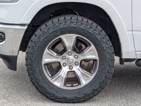 Used 2022 RAM 1500 Laramie AWD/4WD image 11