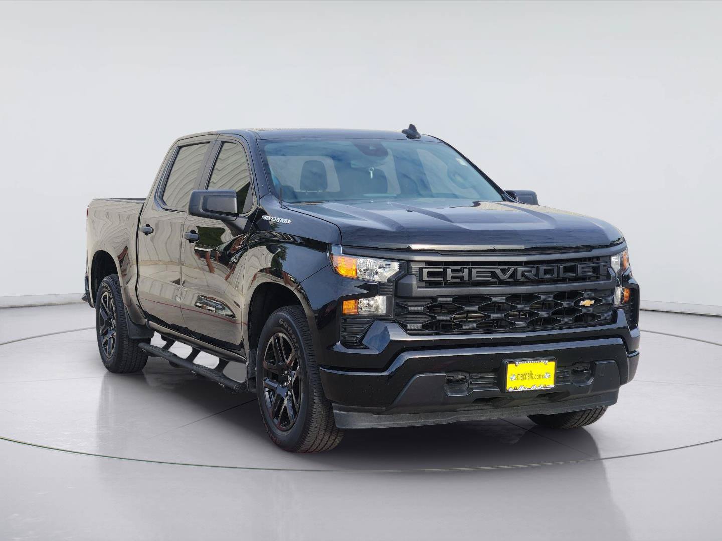 Used 2023 Chevrolet Silverado 1500 Custom RWD image 3