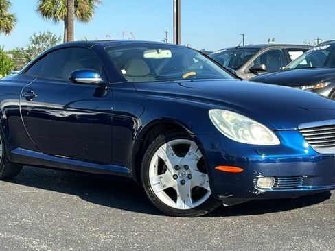 Used 2004 Lexus SC 430 Convertible RWD image 3