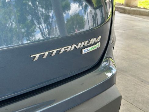 Used 2019 Ford Edge Titanium w/ Cargo Accessory Package FWD image 17
