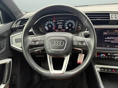 Used 2022 Audi Q3 2.0T Premium image 12