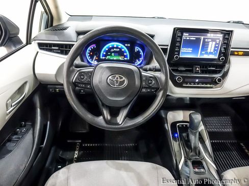 Used 2020 Toyota Corolla LE FWD image 16