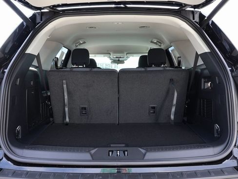 New 2026 Ford Explorer Active AWD/4WD image 15