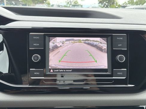Used 2024 Volkswagen Taos S FWD image 27