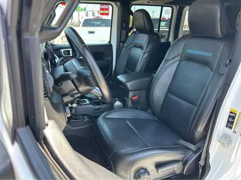 Used 2021 Jeep Wrangler Unlimited Rubicon 4xe w/ Dual Top Group image 8