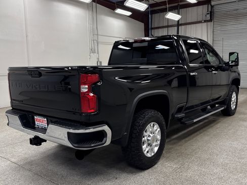 Used 2021 Chevrolet Silverado 2500 LTZ w/ LTZ Plus Package image 26