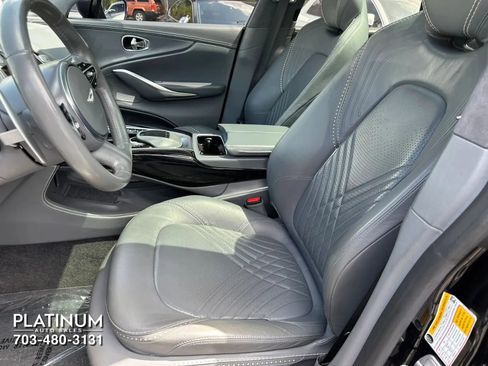Used 2021 Aston Martin DBX AWD/4WD image 15