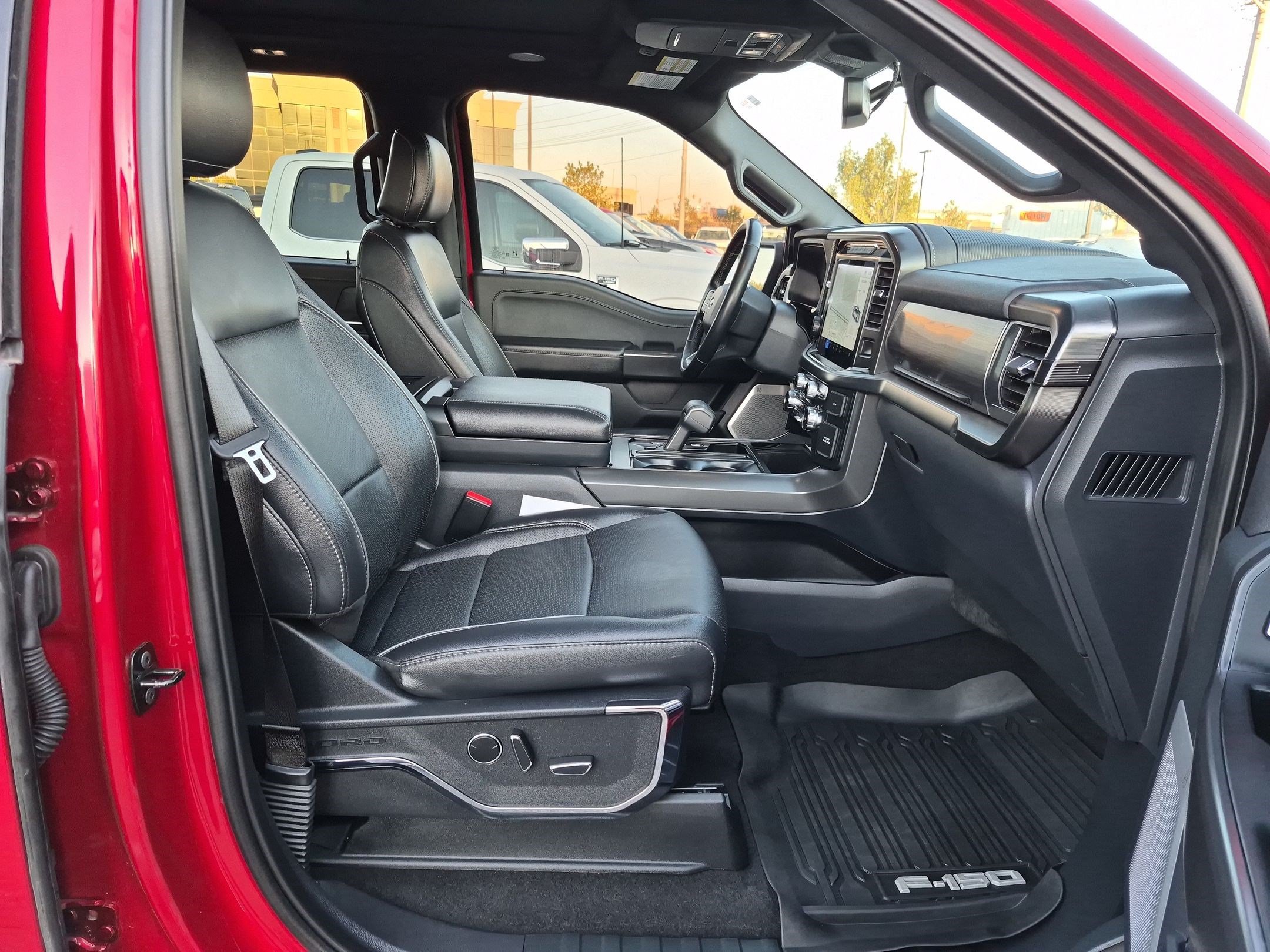 Used 2024 Ford F150 Lariat w/ Equipment Group 502A High AWD/4WD image 35