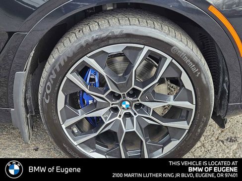 Used 2023 BMW X7 M60i w/ Climate Comfort Package AWD/4WD image 18