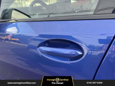 Used 2024 BMW 330i xDrive Sedan image 9