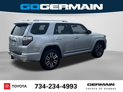 Used 2021 Toyota 4Runner Limited AWD/4WD image 6