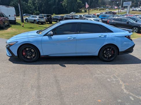 Used 2025 Hyundai Elantra N w/ Cargo Package FWD image 3