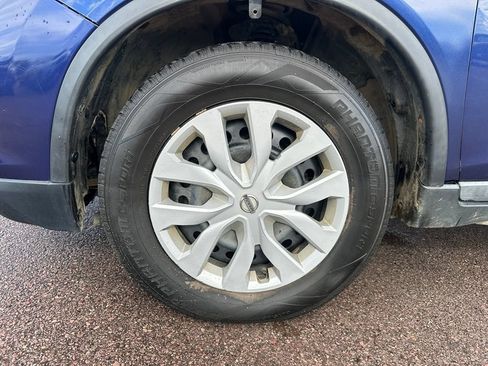Used 2018 Nissan Rogue S AWD/4WD image 41