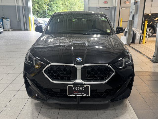 Used 2025 BMW X2 xDrive28i w/ Convenience Package AWD/4WD image 2