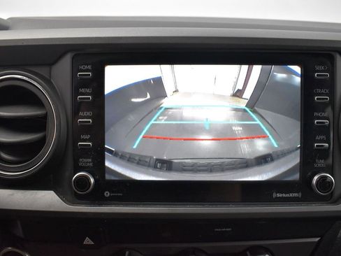 Used 2020 Toyota Tacoma TRD Sport image 16