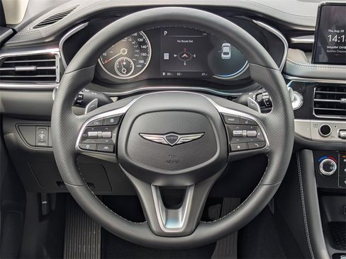 Used 2026 Genesis G70 2.5T image 15