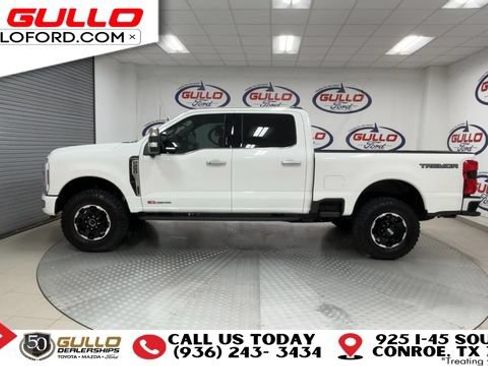 Used 2026 Ford F250 Platinum AWD/4WD image 5