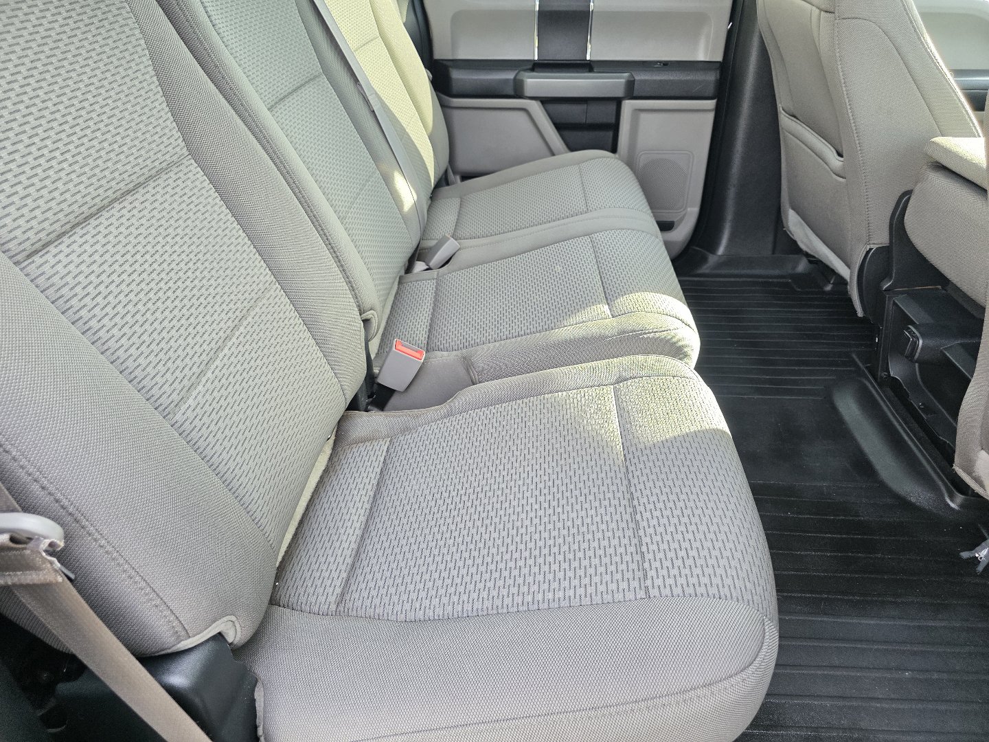 Used 2018 Ford F150 XLT AWD/4WD image 18