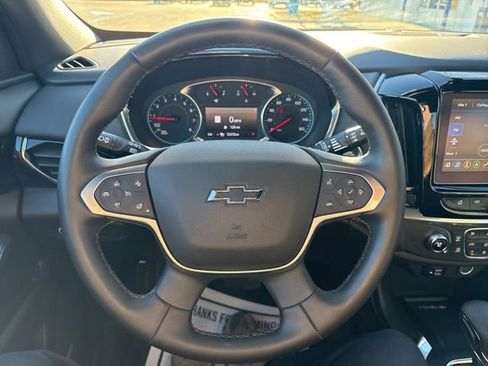Certified 2023 Chevrolet Traverse RS image 13