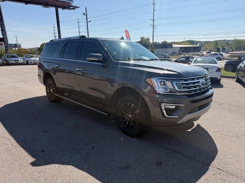 Used 2019 Ford Expedition Max Limited RWD image 4