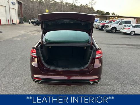 Used 2017 Ford Fusion SE w/ Fusion SE Technology Package image 7