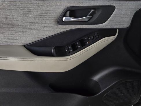 Certified 2023 Nissan Rogue SV AWD/4WD image 16