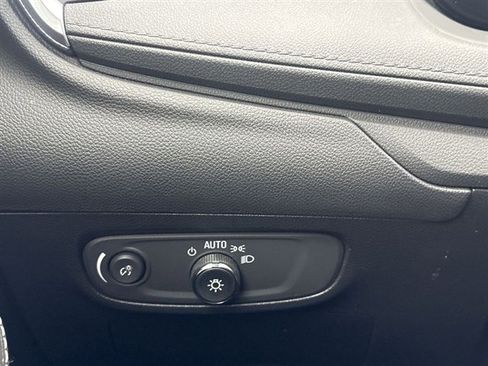 Certified 2024 Buick Encore GX Preferred w/ Comfort Package AWD/4WD image 17