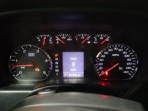 Used 2015 Chevrolet Silverado 3500 W/T w/ WT Fleet Convenience Package AWD/4WD image 32