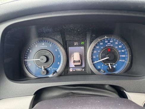 Used 2019 Toyota Sienna XLE FWD image 21
