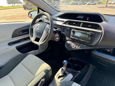 Used 2013 Toyota Prius C Two FWD image 20