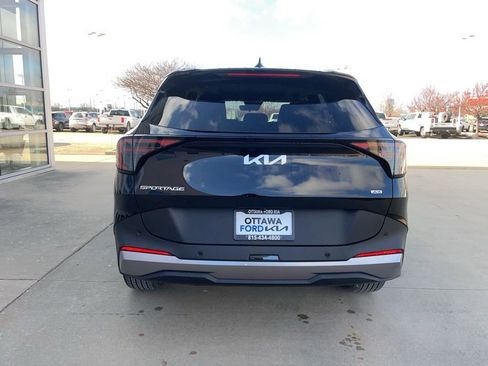 New 2026 Kia Sportage EX image 6
