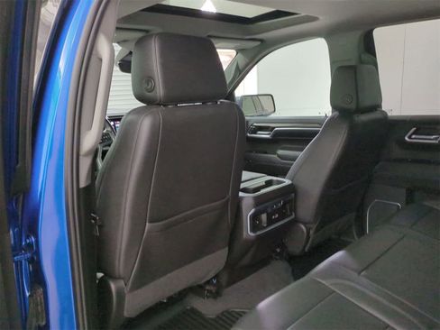 Used 2022 Chevrolet Silverado 1500 LTZ w/ Technology Package image 18