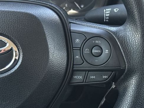 Used 2025 Toyota Corolla LE FWD image 15