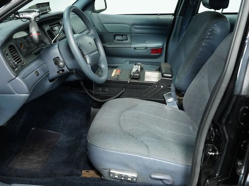 Used 1997 Ford Crown Victoria Police Interceptor image 30