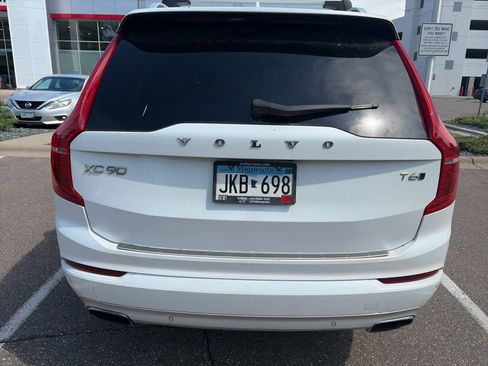 Used 2017 Volvo XC90 T6 Momentum w/ Vision Package AWD/4WD image 5