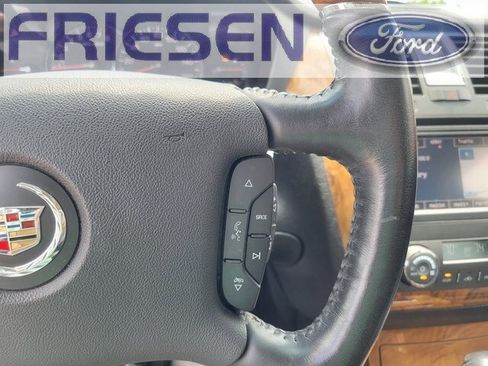 Used 2010 Cadillac DTS Platinum image 15