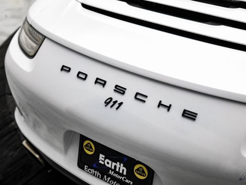 Used 2015 Porsche 911 Carrera image 28